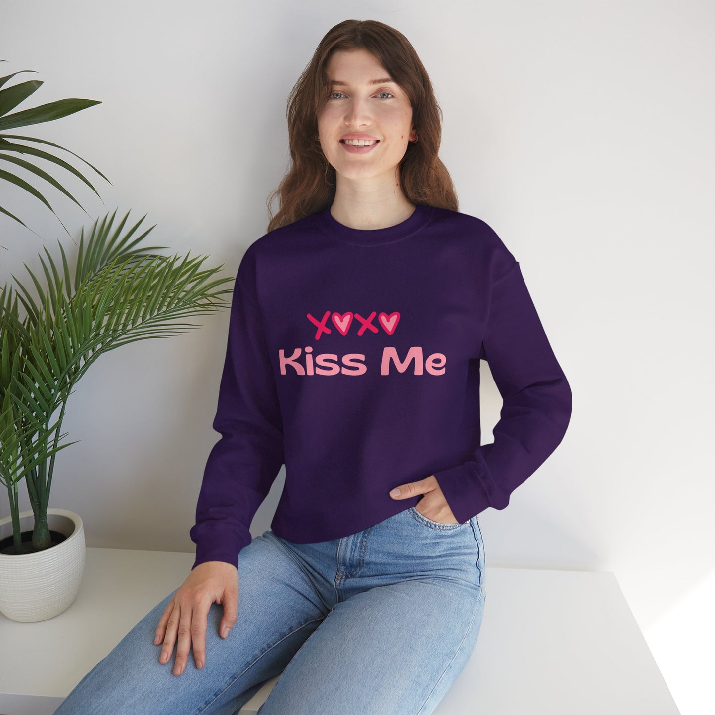 Kiss Me Heavy Blend Sweatshirt – Cute Gift for Women | Cozy & Romantic Pullover