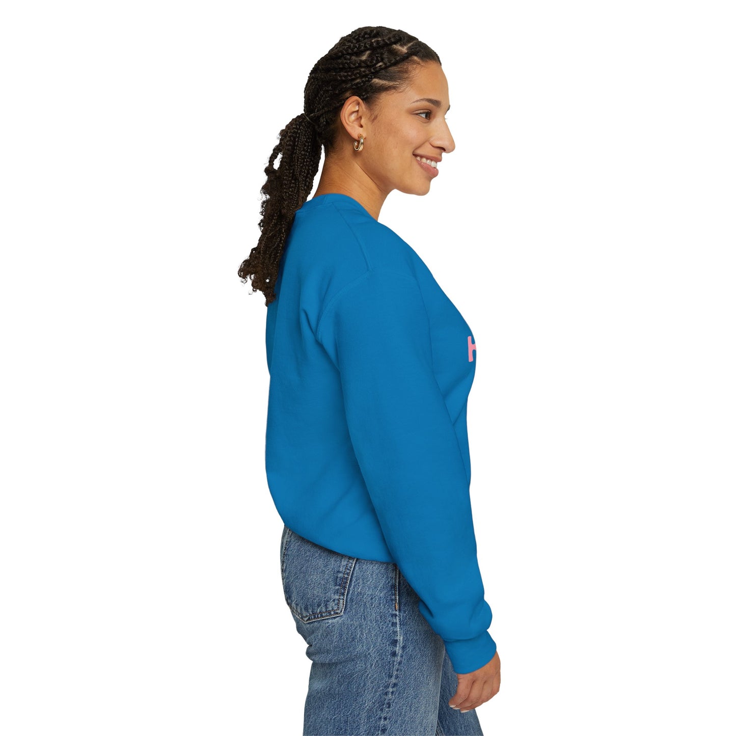 Kiss Me Heavy Blend Sweatshirt – Cute Gift for Women | Cozy & Romantic Pullover