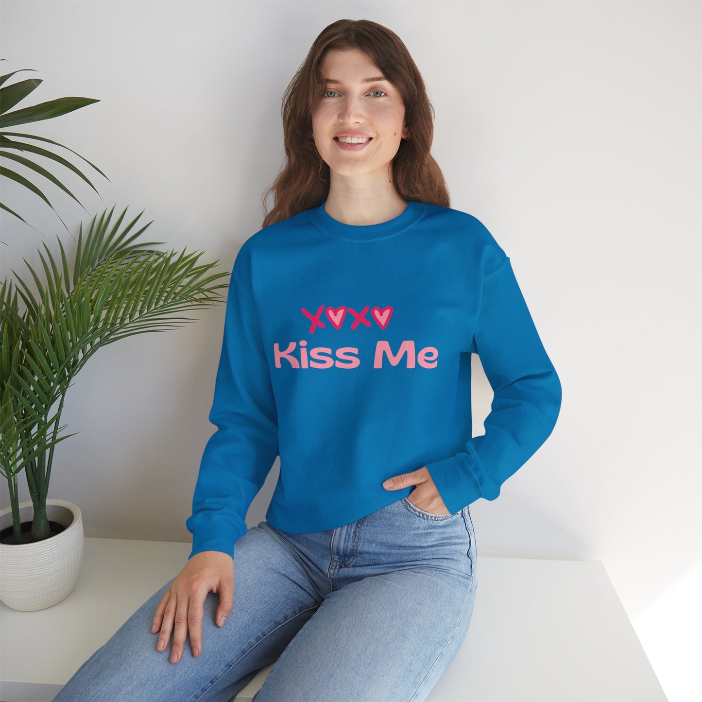 Kiss Me Heavy Blend Sweatshirt – Cute Gift for Women | Cozy & Romantic Pullover